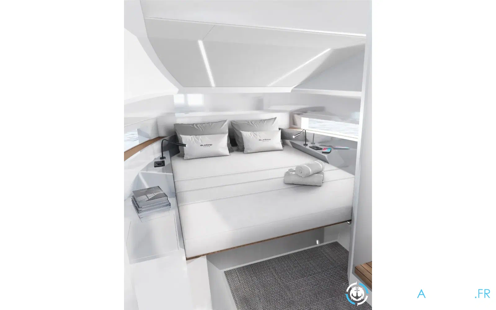 slider 16 De Antonio Yachts D32 Open