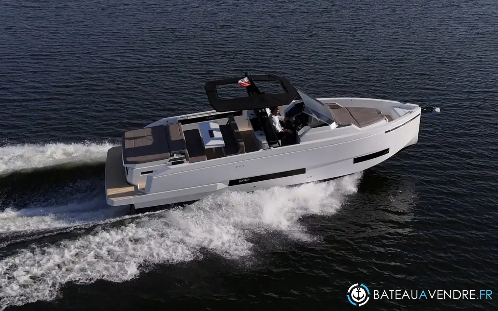 slider 1 De Antonio Yachts D32 Open