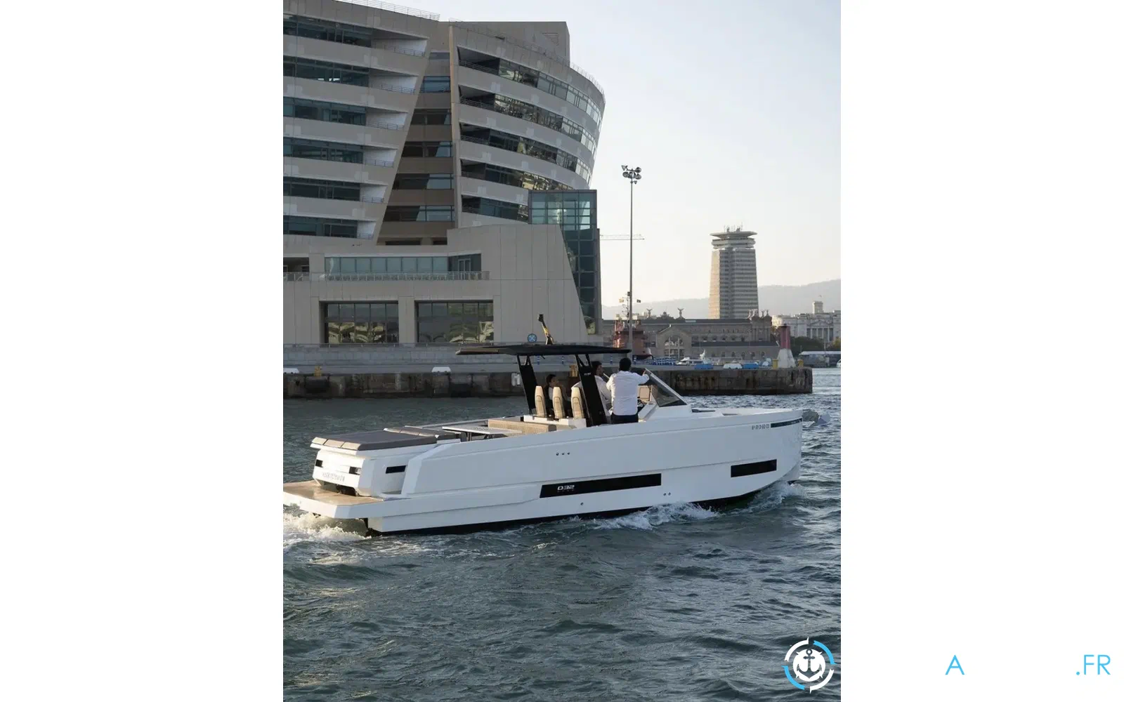 slider 3 De Antonio Yachts D32 Open