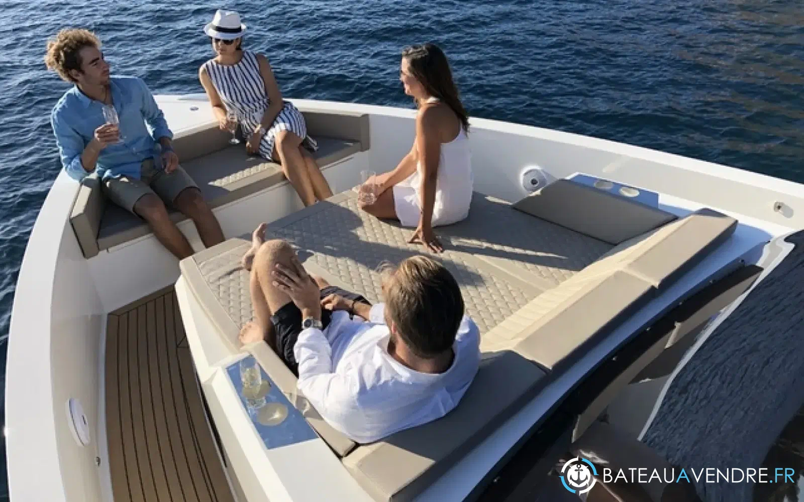 slider 10 De Antonio Yachts D42
