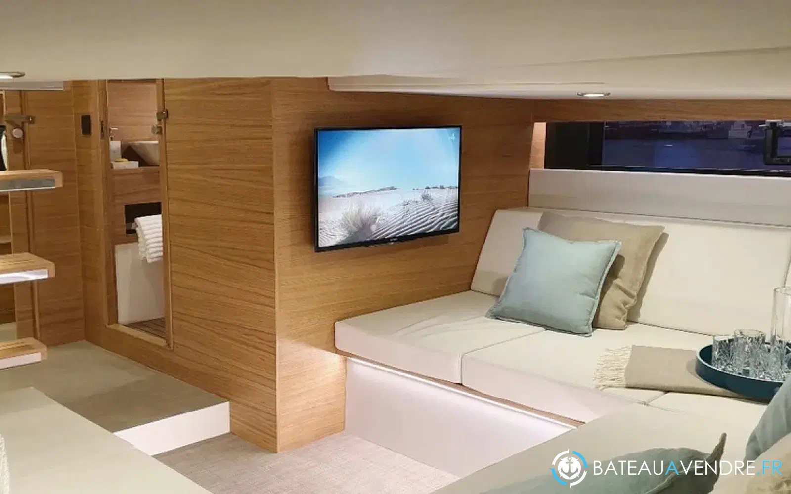 slider 11 De Antonio Yachts D42