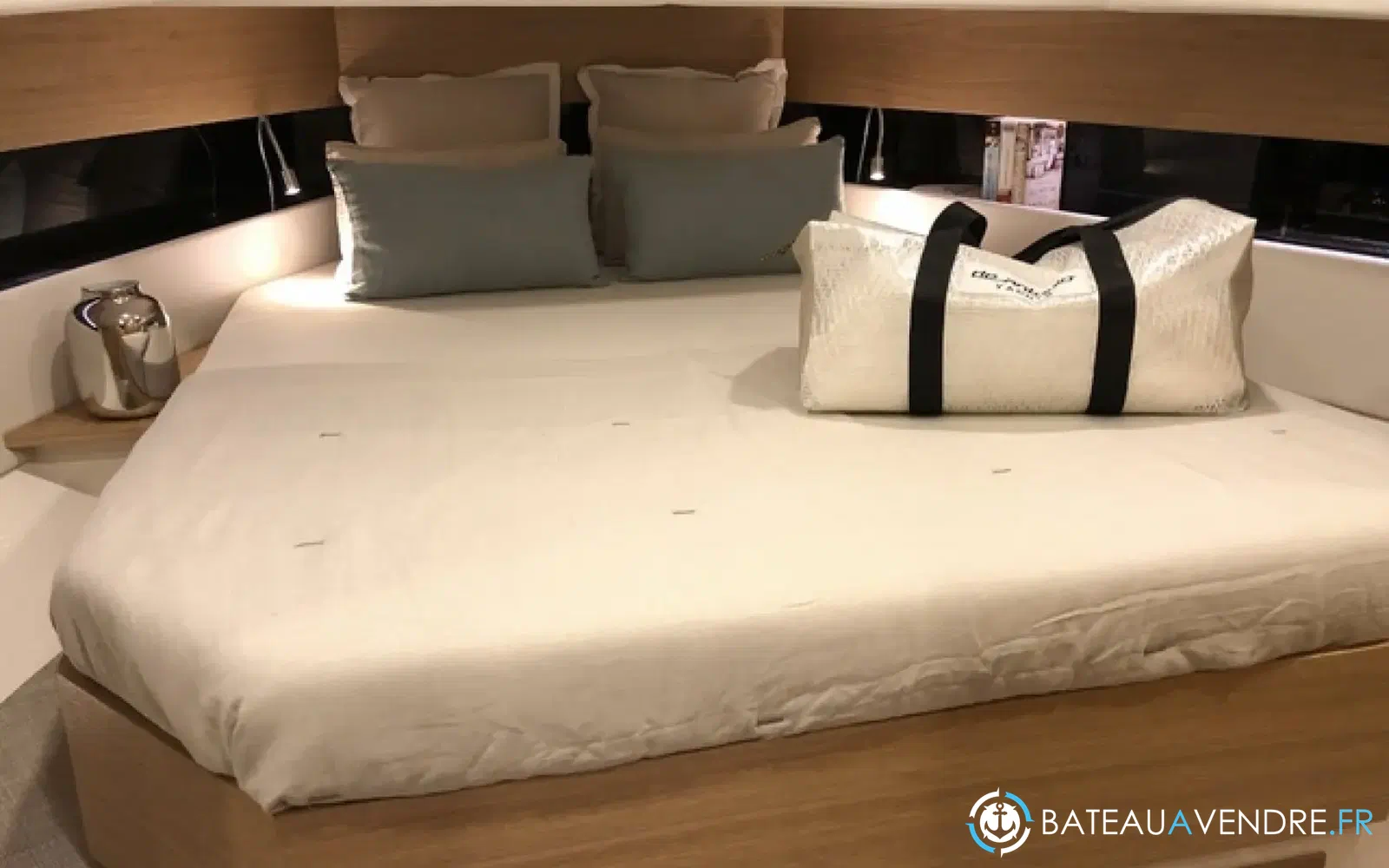 slider 13 De Antonio Yachts D42