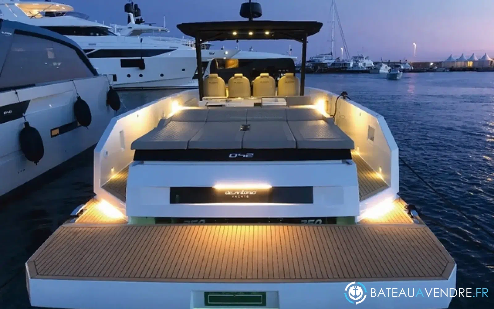 slider 15 De Antonio Yachts D42