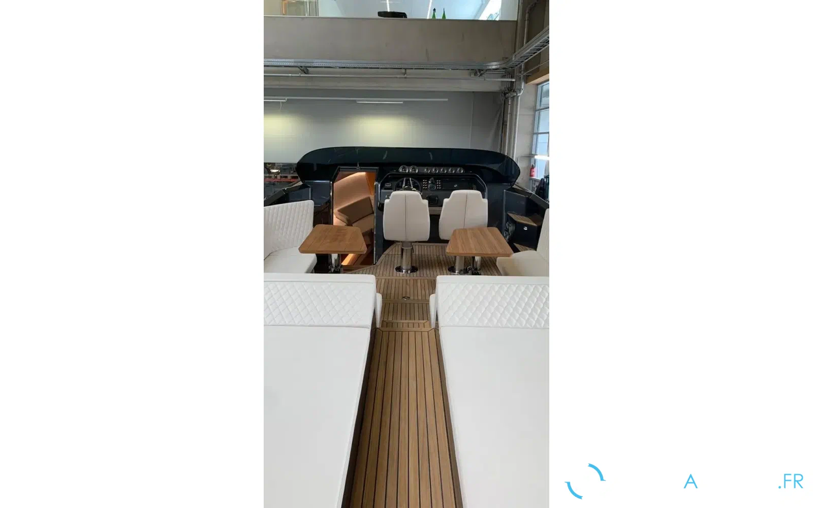 slider 6 Frauscher 1212 Ghost