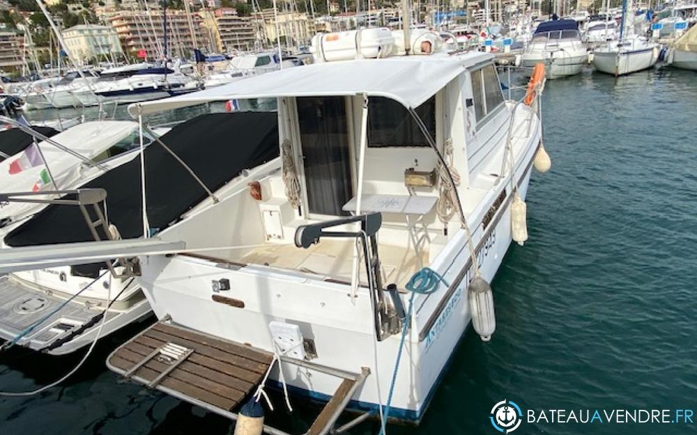 Beneteau Antares 800 exterieur photo 2