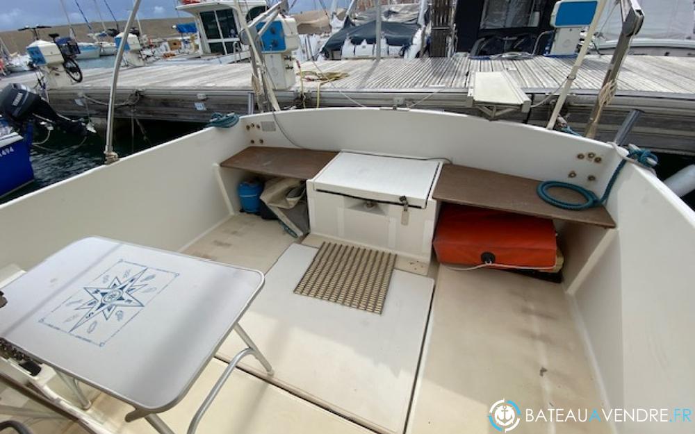 Beneteau Antares 800 exterieur photo 3