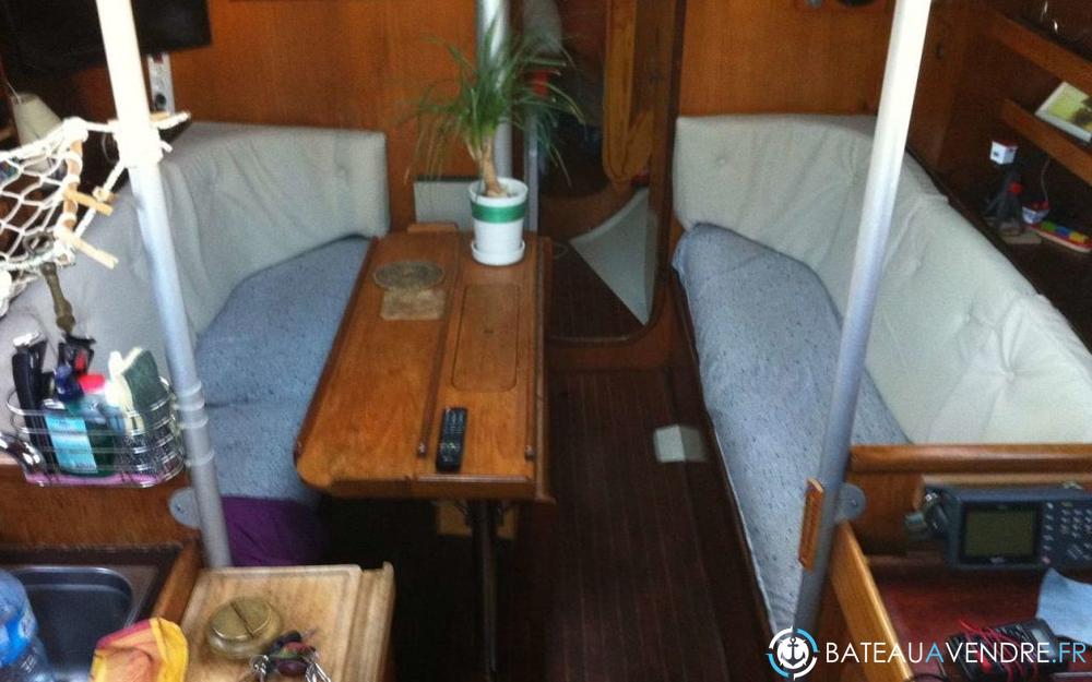 Beneteau First 35 interieur photo 5