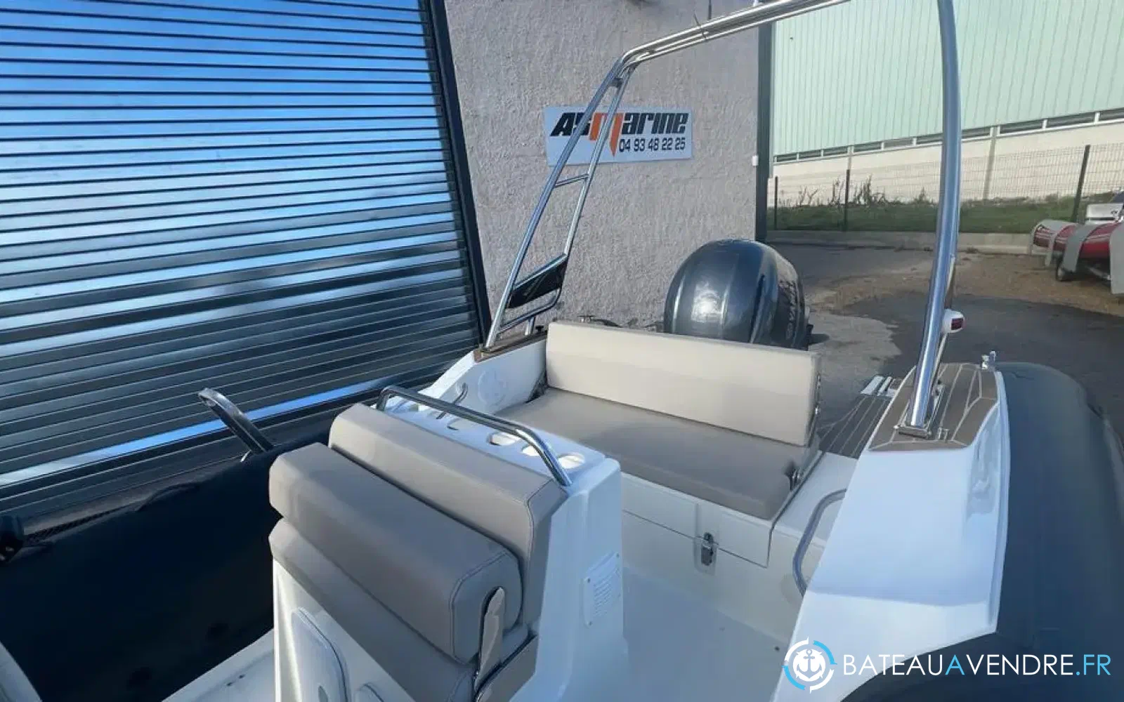 slider 10 Capelli Tempest 700 Luxe
