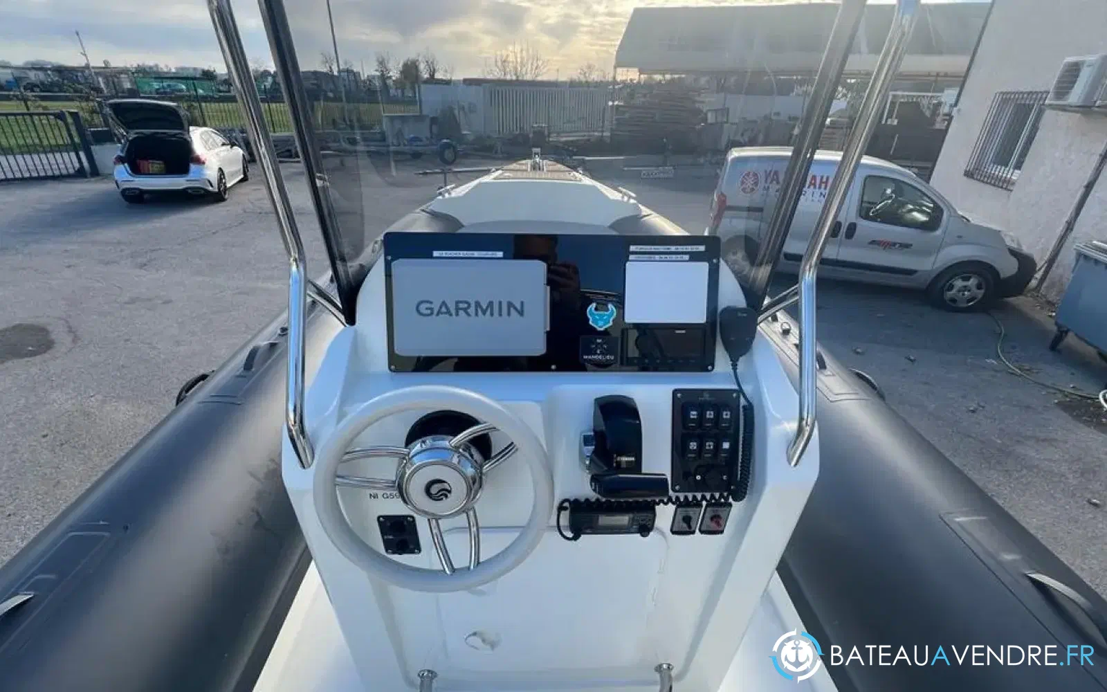 slider 13 Capelli Tempest 700 Luxe
