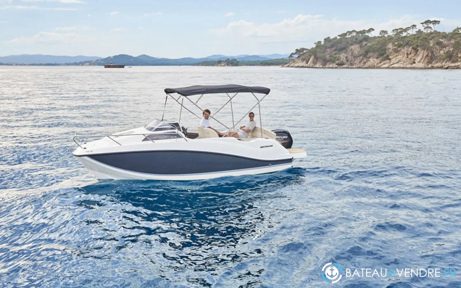 slider 1 Quicksilver Activ 555 Cabin