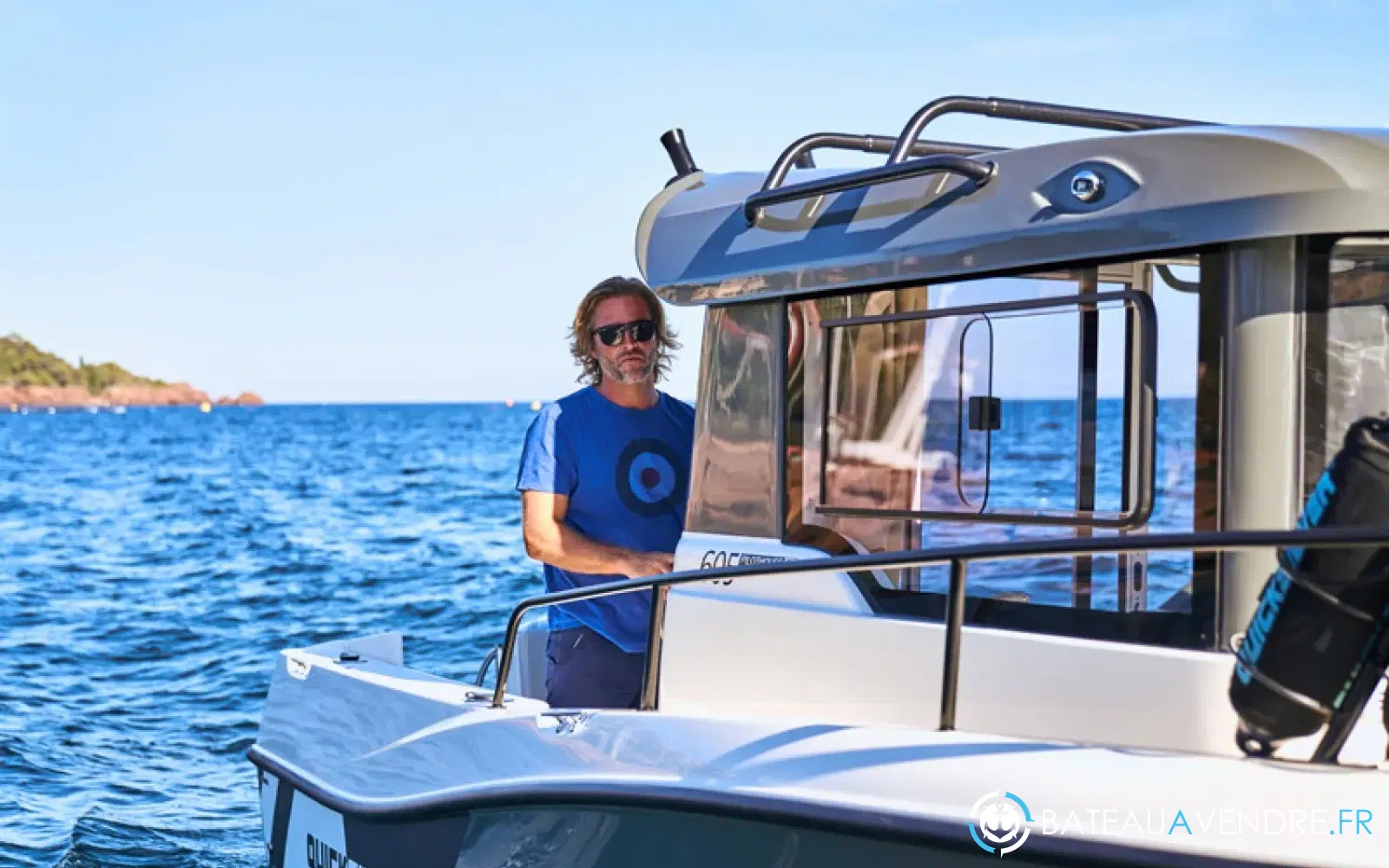 slider 8 Quicksilver Activ 605 Pilothouse