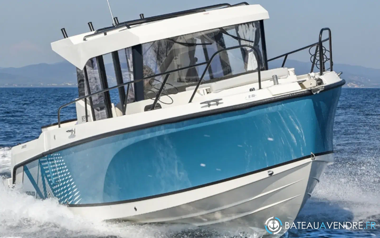 slider 6 Quicksilver Activ 805 Pilothouse