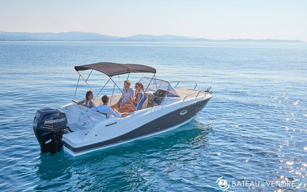 Quicksilver Activ 675 Sundeck exterieur photo de présentation