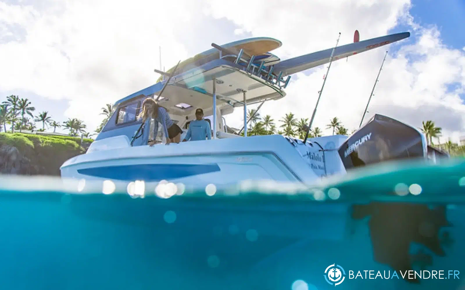 slider 5 Aquila 28 Molokai Cuddy