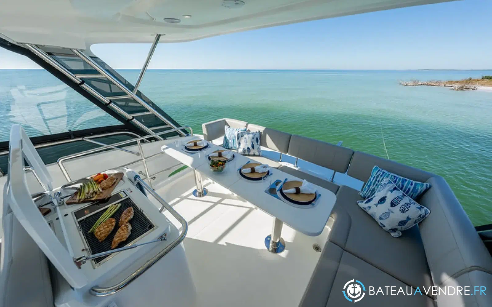 slider 15 Aquila 42 Yacht