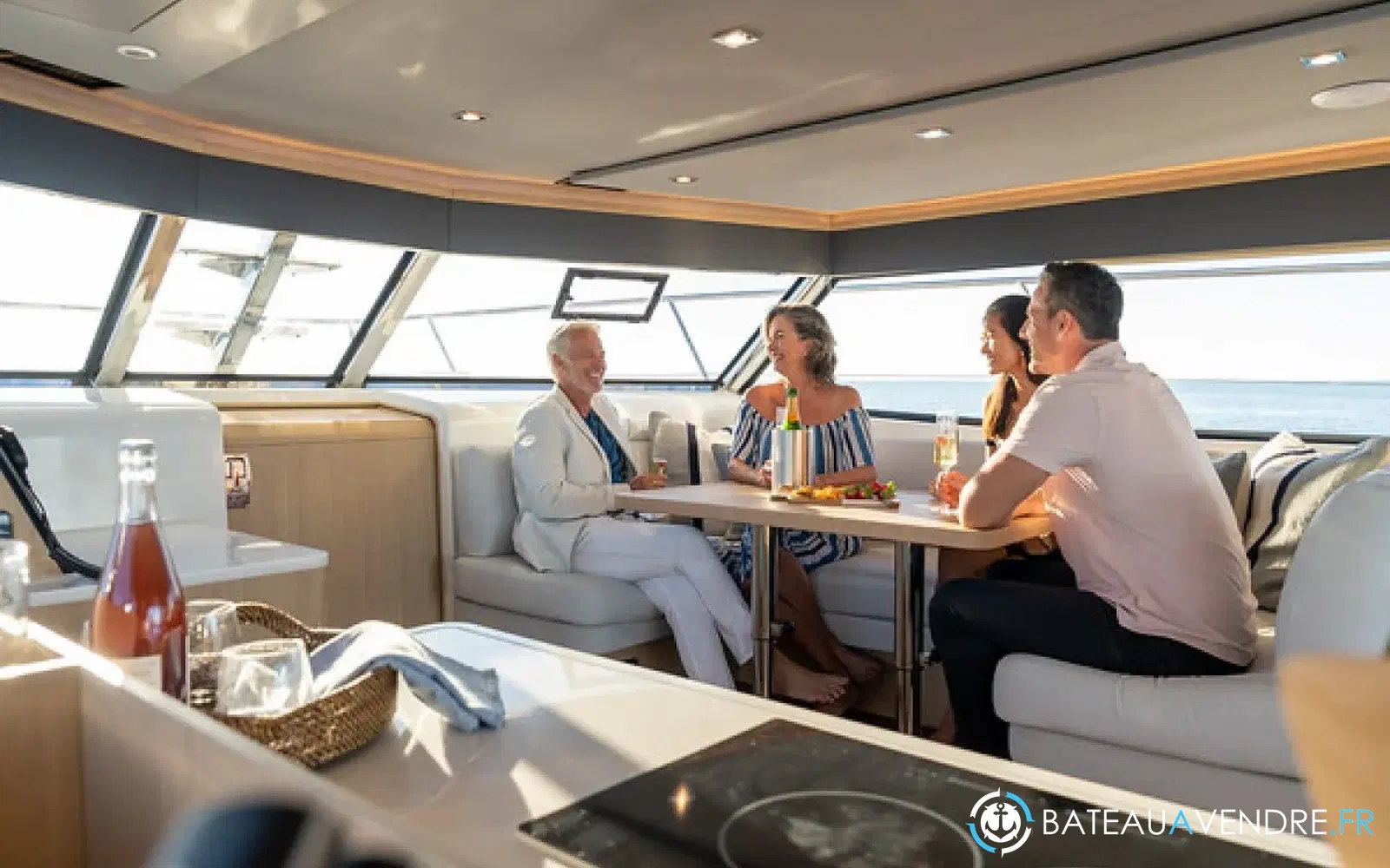 slider 18 Aquila 42 Yacht