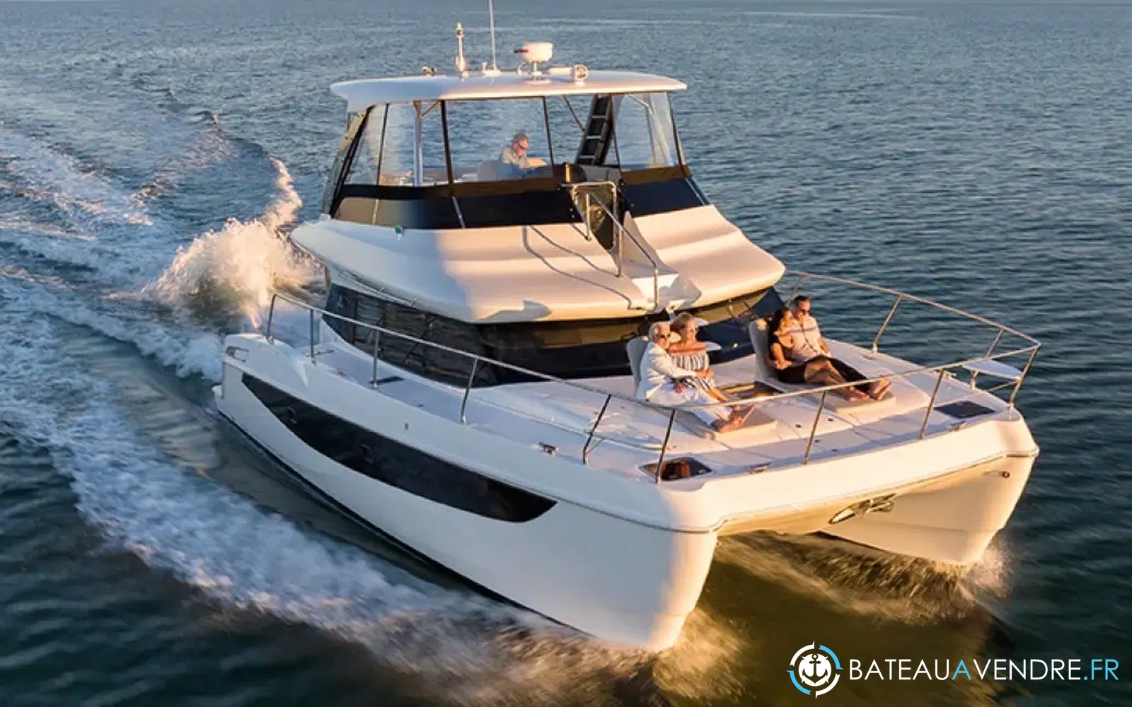 slider 1 Aquila 42 Yacht