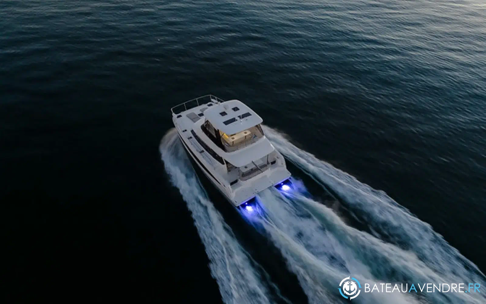 slider 4 Aquila 42 Yacht