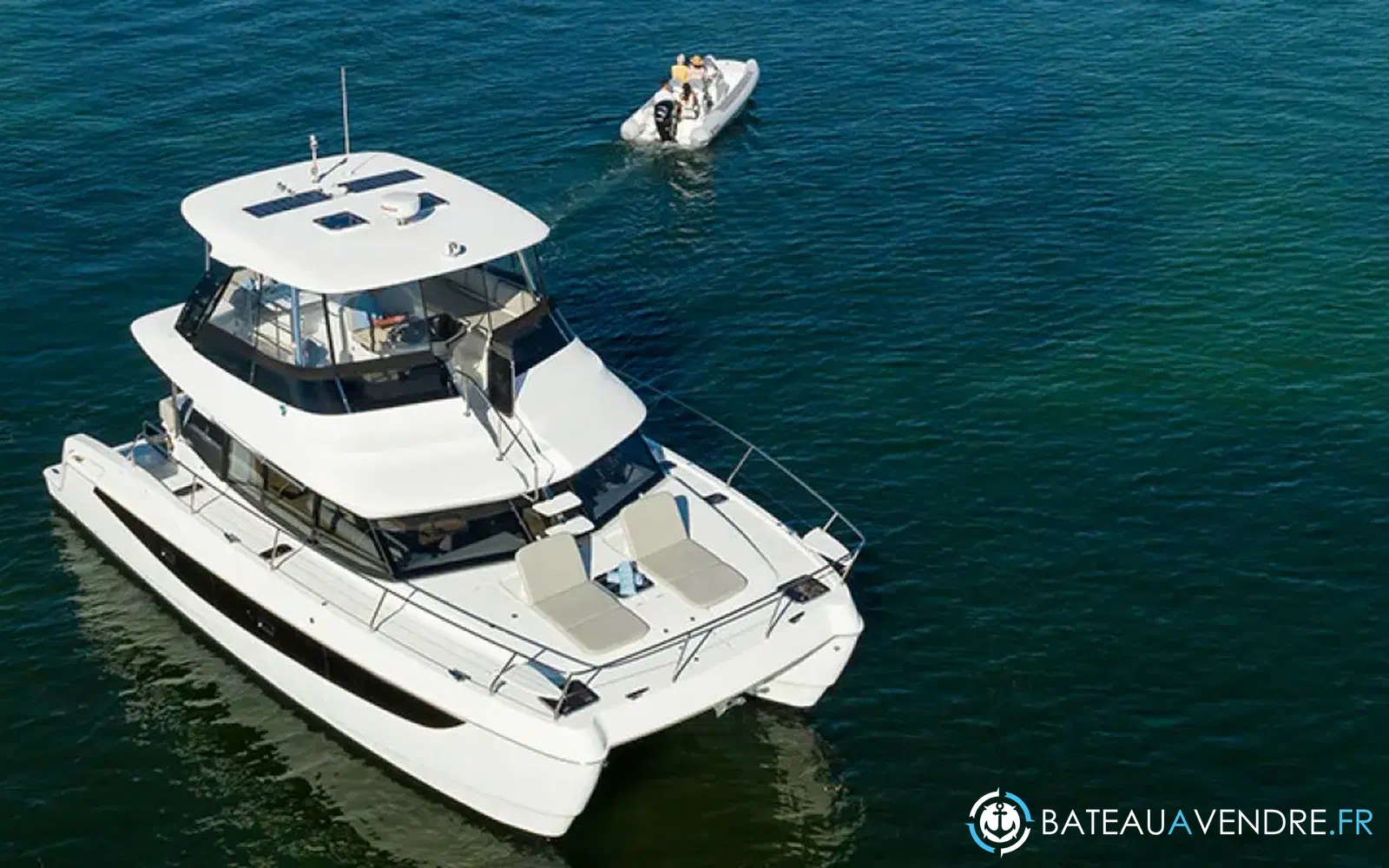 slider 5 Aquila 42 Yacht