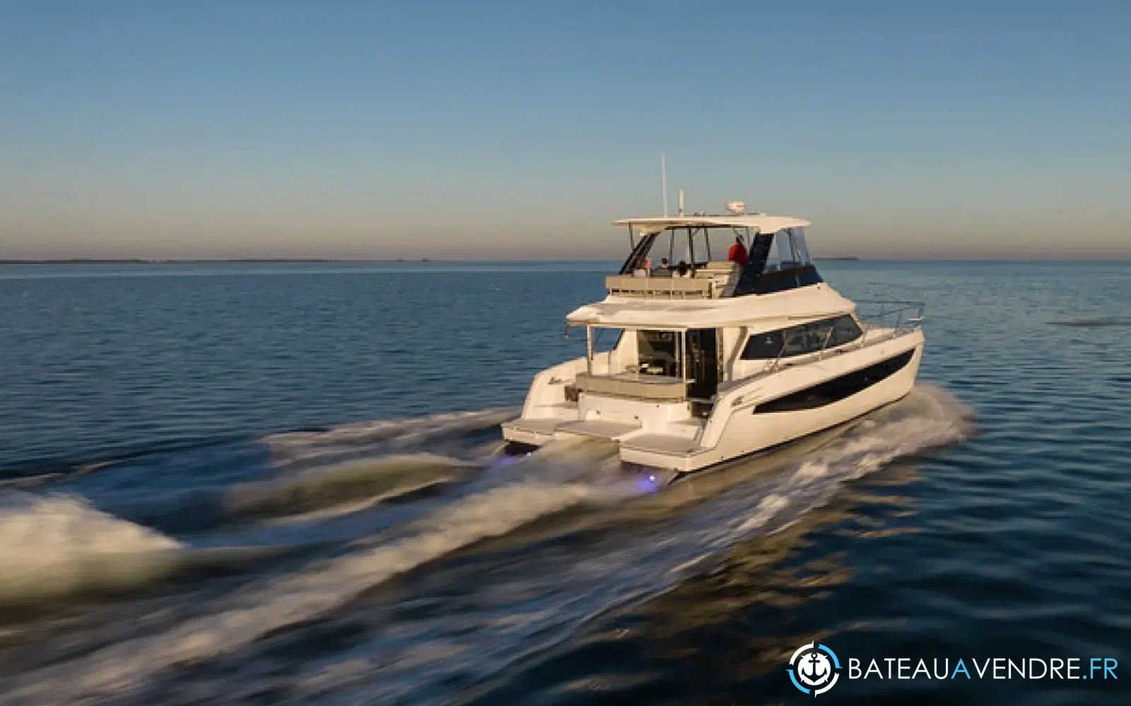 slider 7 Aquila 42 Yacht