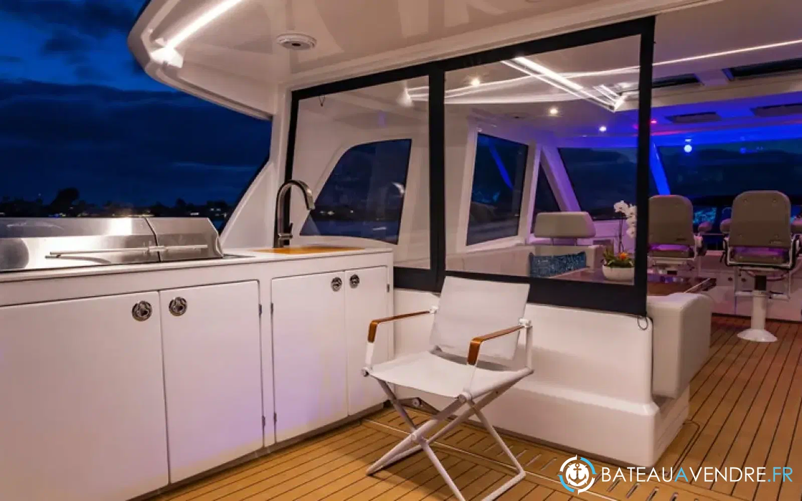 slider 18 Aquila 70 Luxury