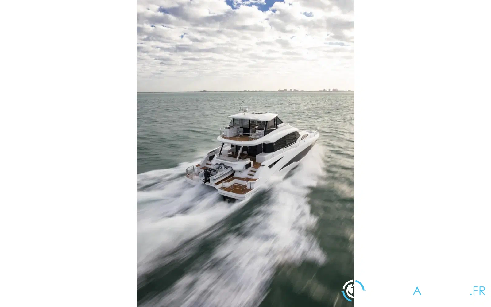 slider 1 Aquila 70 Luxury