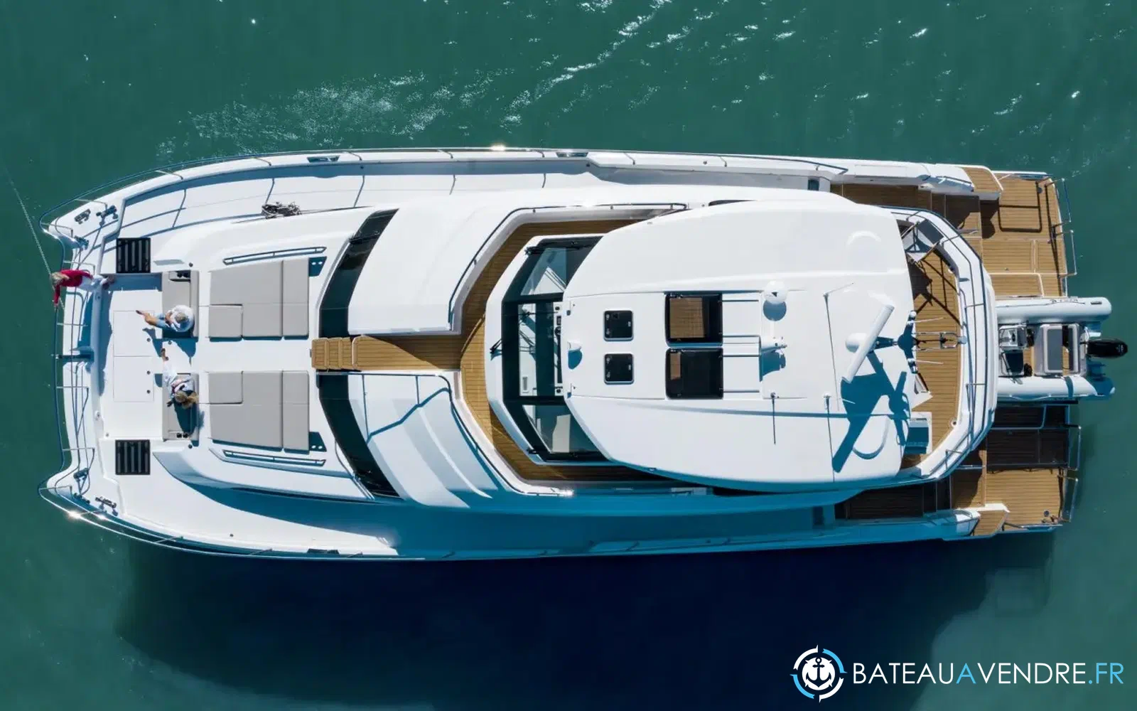 slider 4 Aquila 70 Luxury
