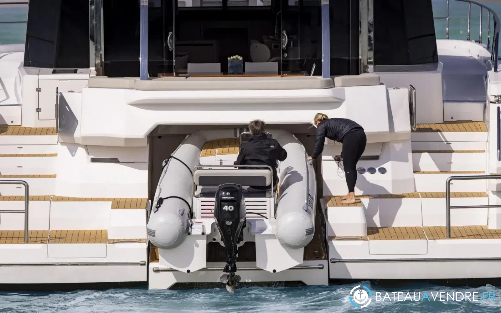 slider 7 Aquila 70 Luxury