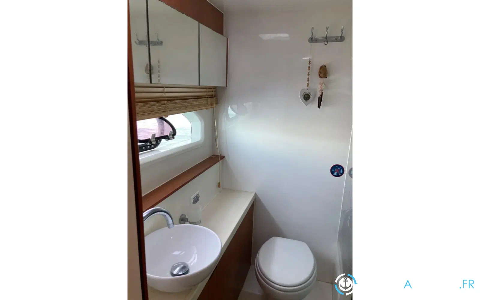 slider 22 Aquila 44