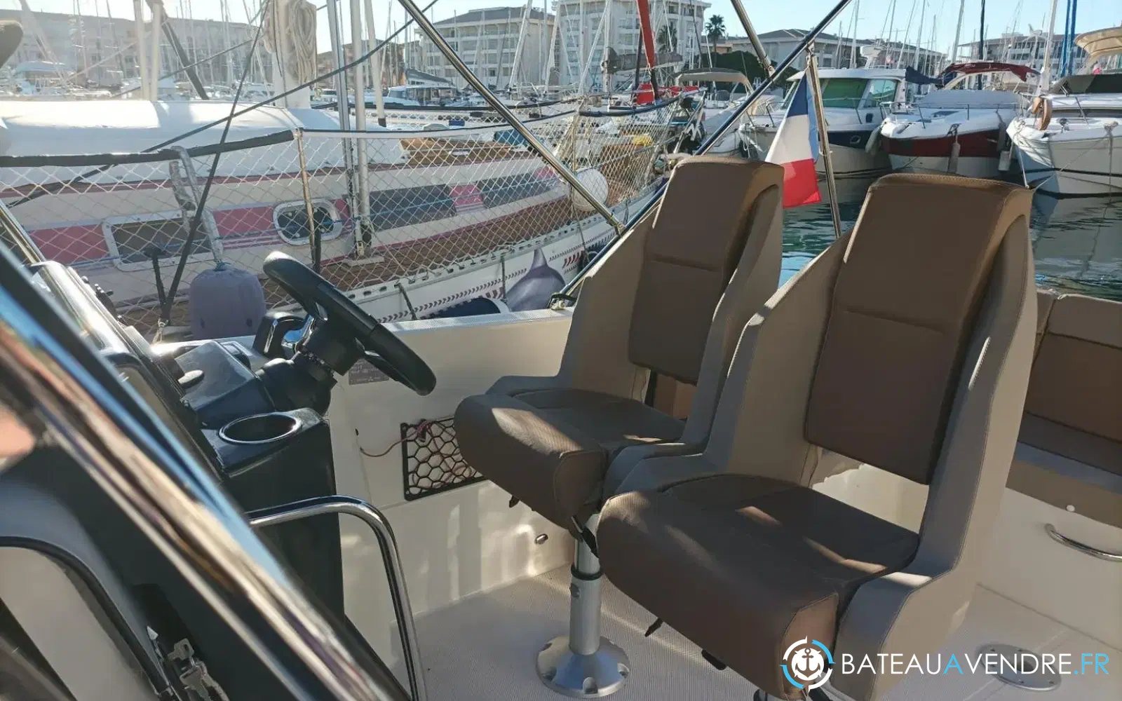 slider 2 Quicksilver Activ 755 Sundeck
