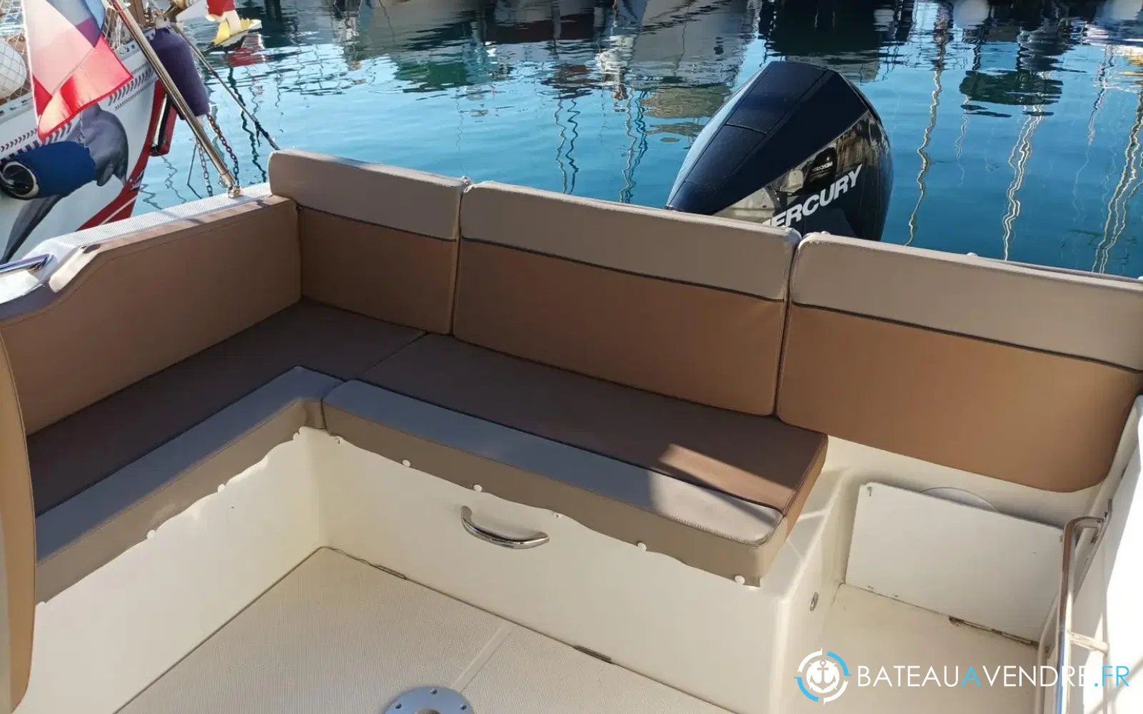 slider 6 Quicksilver Activ 755 Sundeck