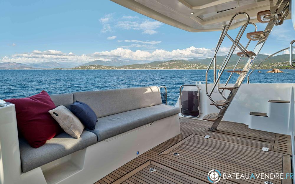 Beneteau Swift Trawler 48 exterieur photo 2