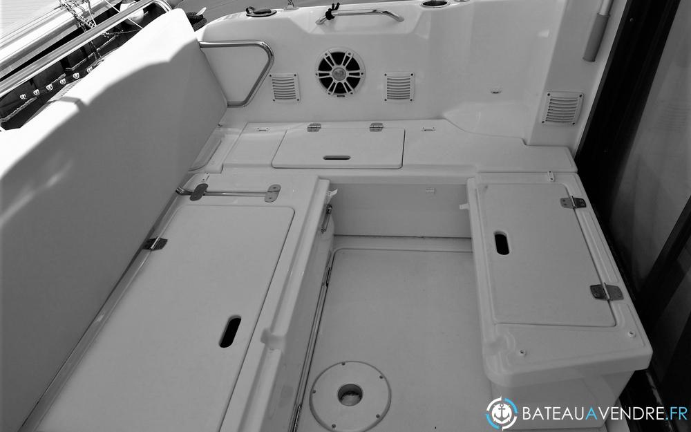 Beneteau Antares 9 OB cuisine / salle de bain photo 3