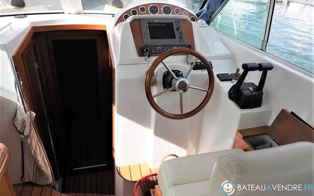 Beneteau Antares 980 electronique / cockpit photo 5