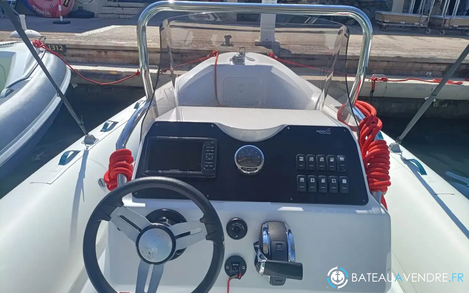 slider 1 MV Marine 25 GT