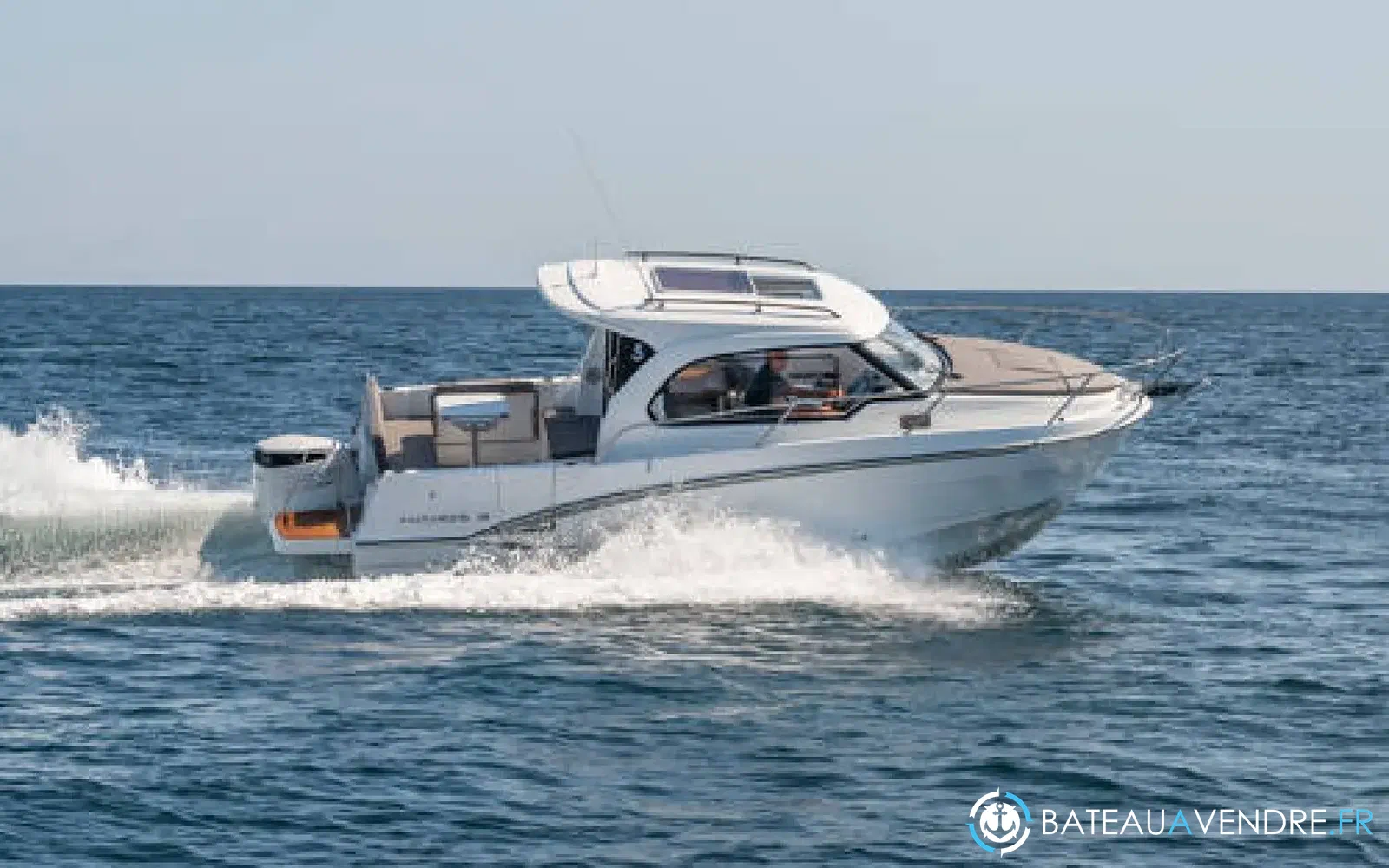 slider 0 Beneteau Antares 8 OB
