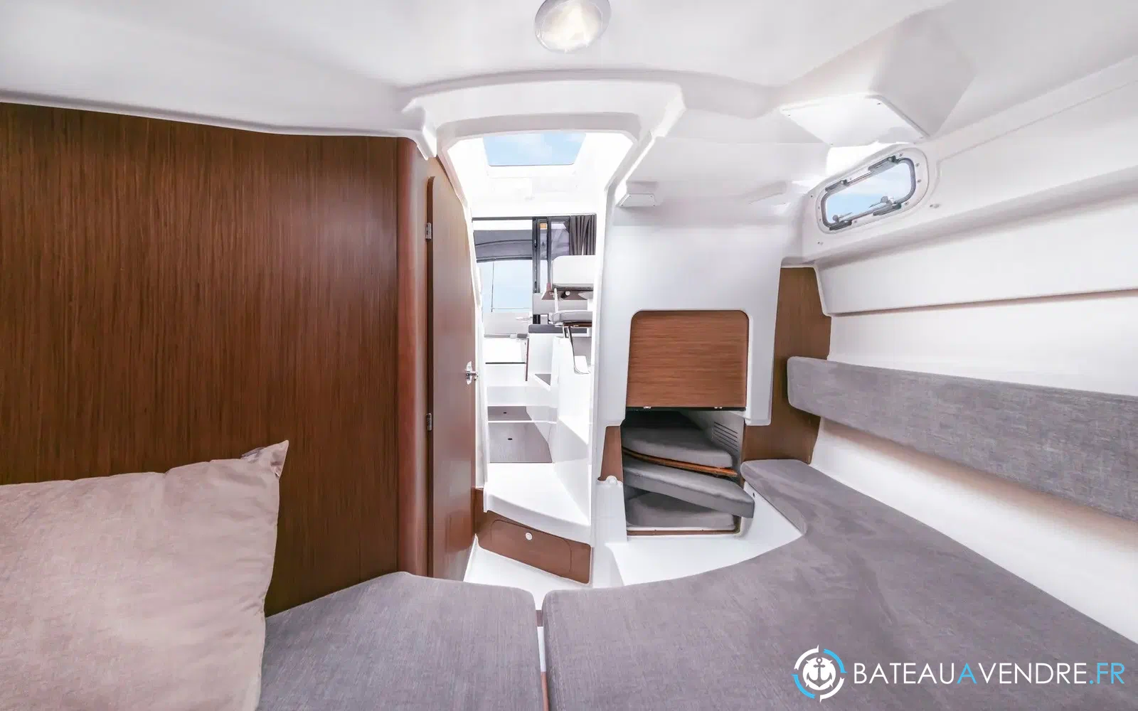 slider 7 Beneteau Antares 8 OB