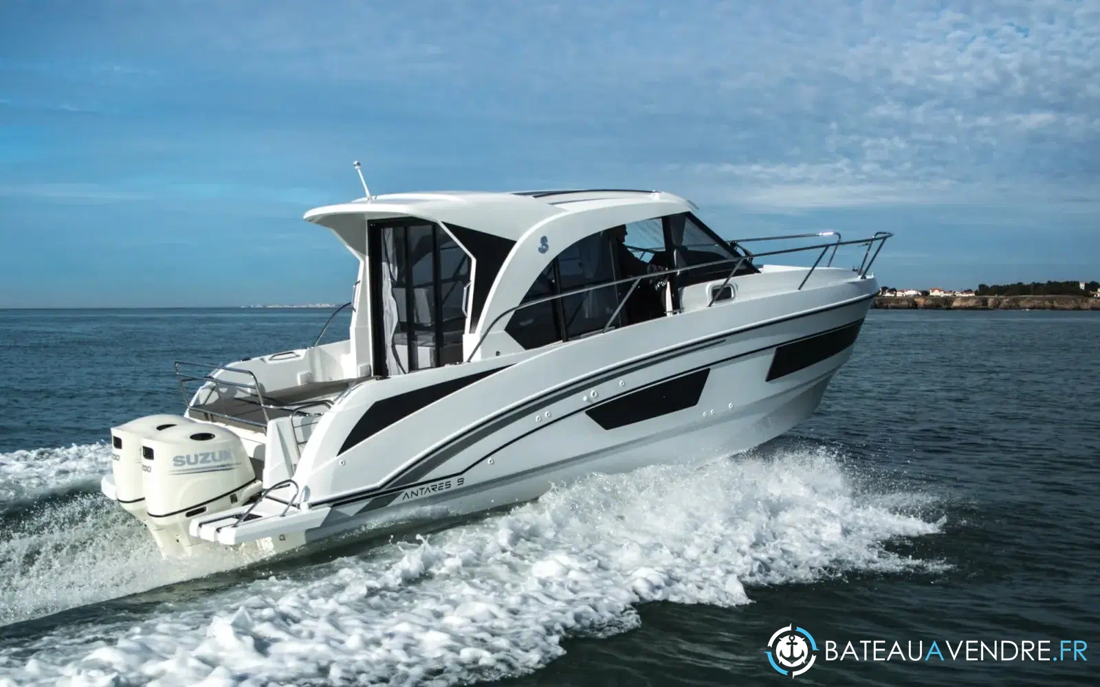 slider 0 Beneteau Antares 9 OB