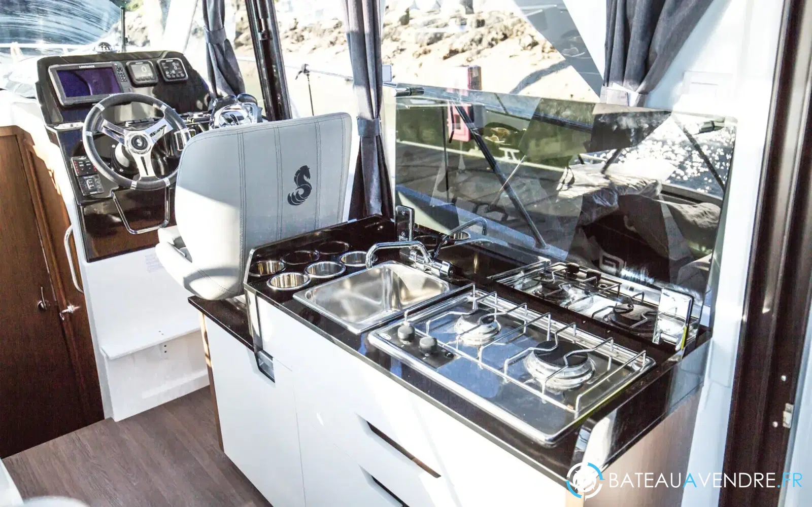 slider 2 Beneteau Antares 9 OB