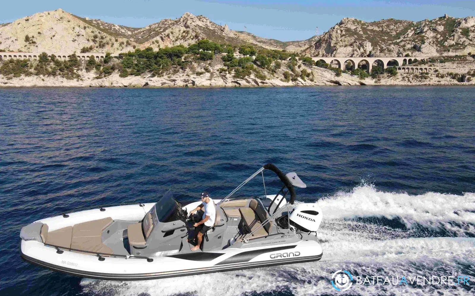 slider 0 Grand Golden Line G750