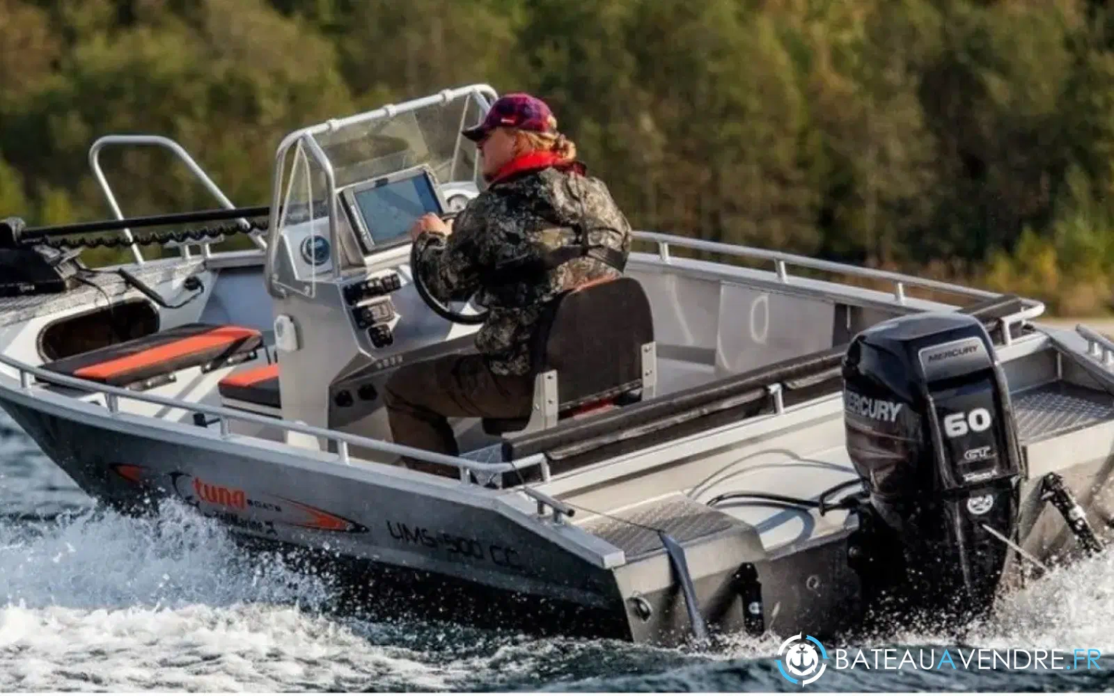 slider 1 UMS Tuna Boats UMS 545 CC