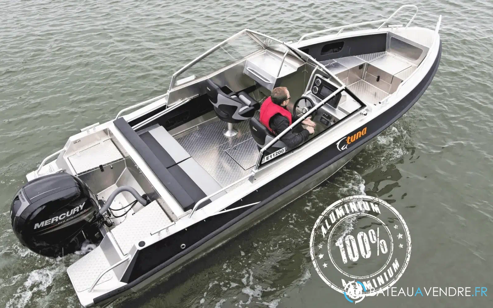 slider 0 UMS Tuna Boats UMS 655 DC
