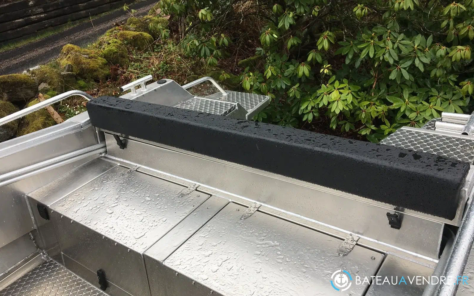 slider 14 UMS Tuna Boats UMS 655 DC