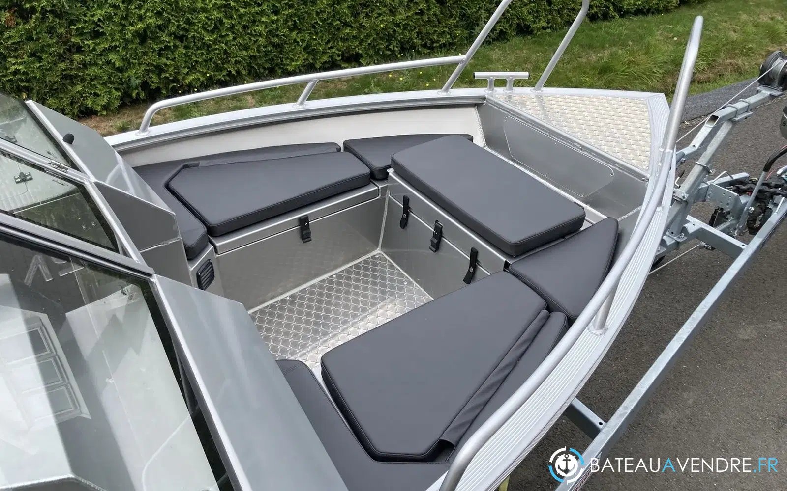 slider 5 UMS Tuna Boats UMS 485 DC