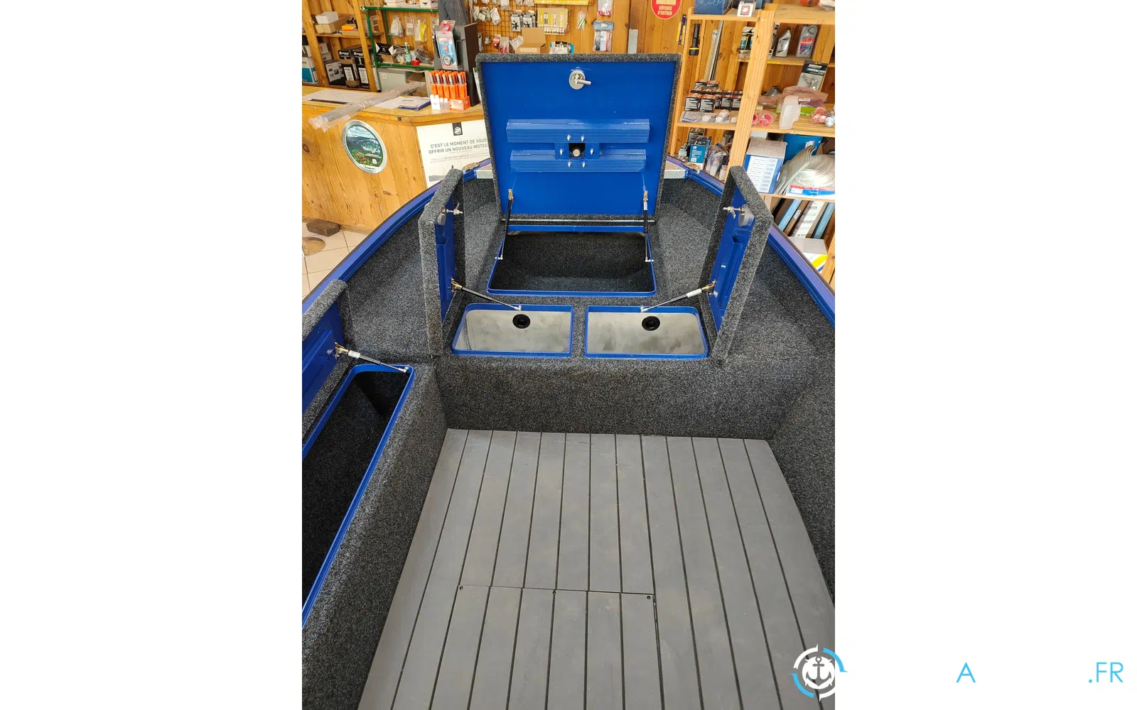 slider 2 Skyboats Pro Fishing 420