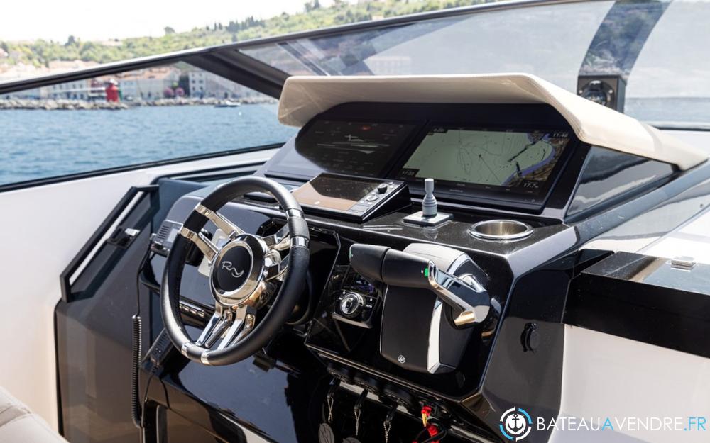 Rio Yachts Daytona 50 electronique / cockpit photo 3