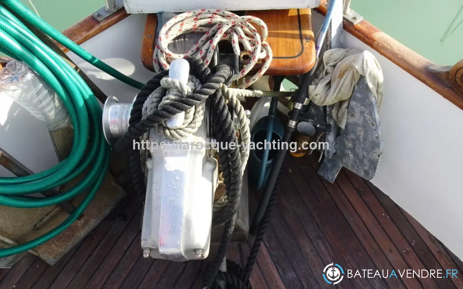 slider 15 American Marine Grand Banks 42 Classic