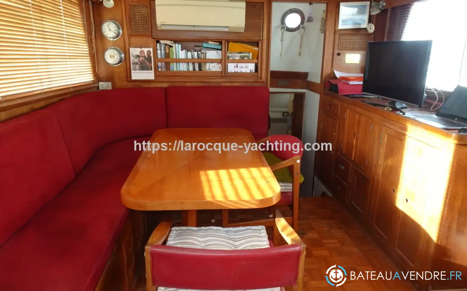 slider 25 American Marine Grand Banks 42 Classic