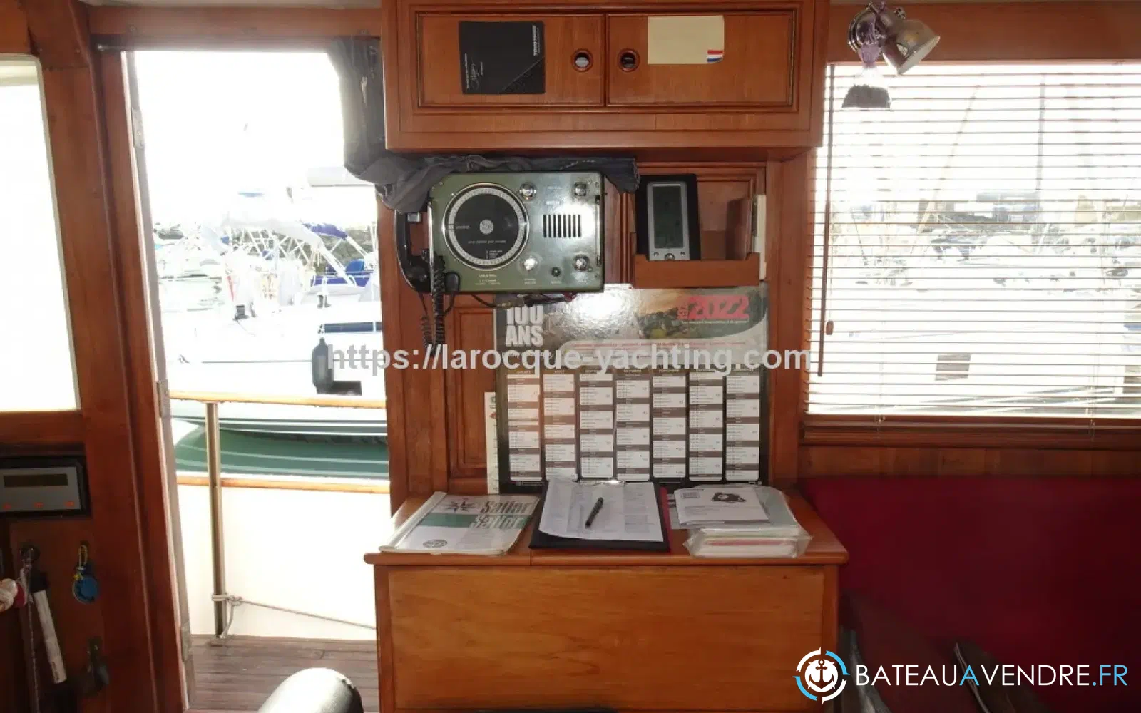 slider 26 American Marine Grand Banks 42 Classic