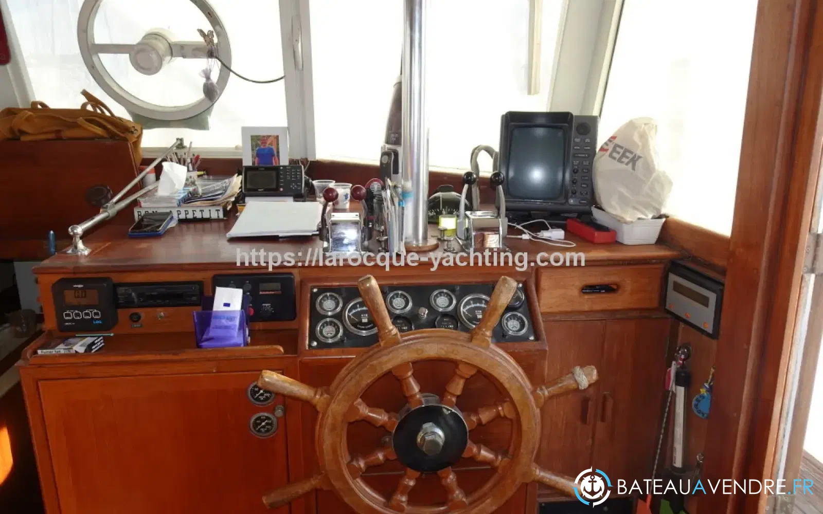 slider 27 American Marine Grand Banks 42 Classic